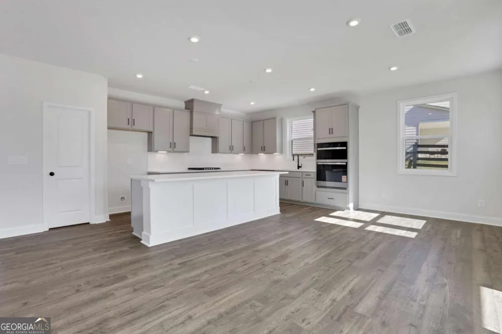 4232 Adler CIR Buford, GA 30519