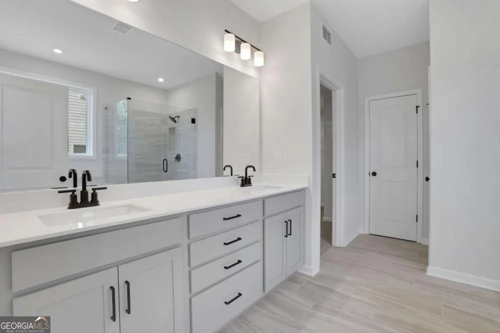 4232 Adler CIR Buford, GA 30519