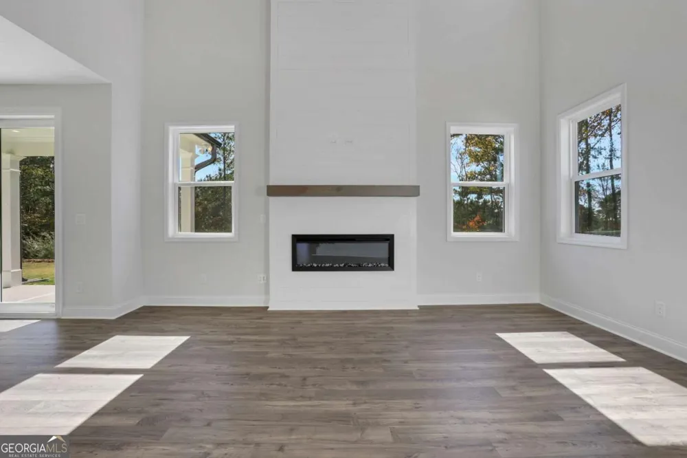 4232 Adler CIR Buford, GA 30519