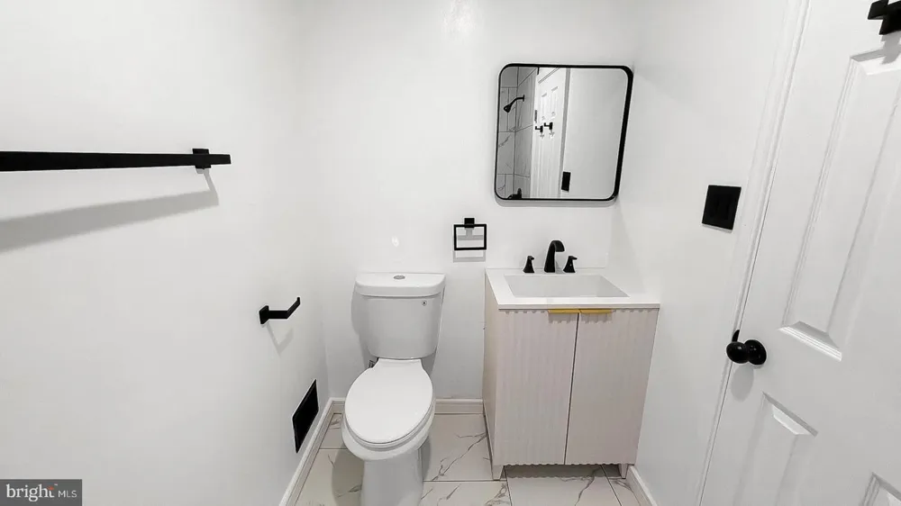 2611 LAURETTA AVENUE Baltimore, MD 21223