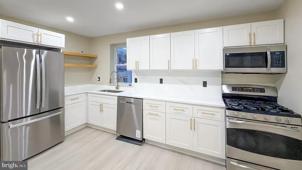 2611 LAURETTA AVENUE Baltimore, MD 21223
