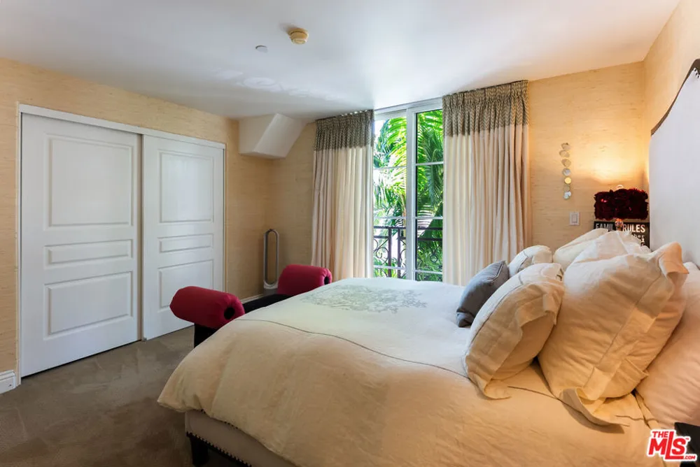 10795 Wilshire Boulevard #304 Los Angeles, CA 90024