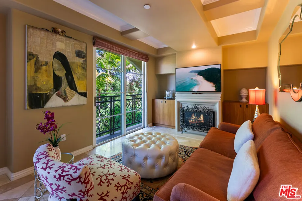 10795 Wilshire Boulevard #304 Los Angeles, CA 90024