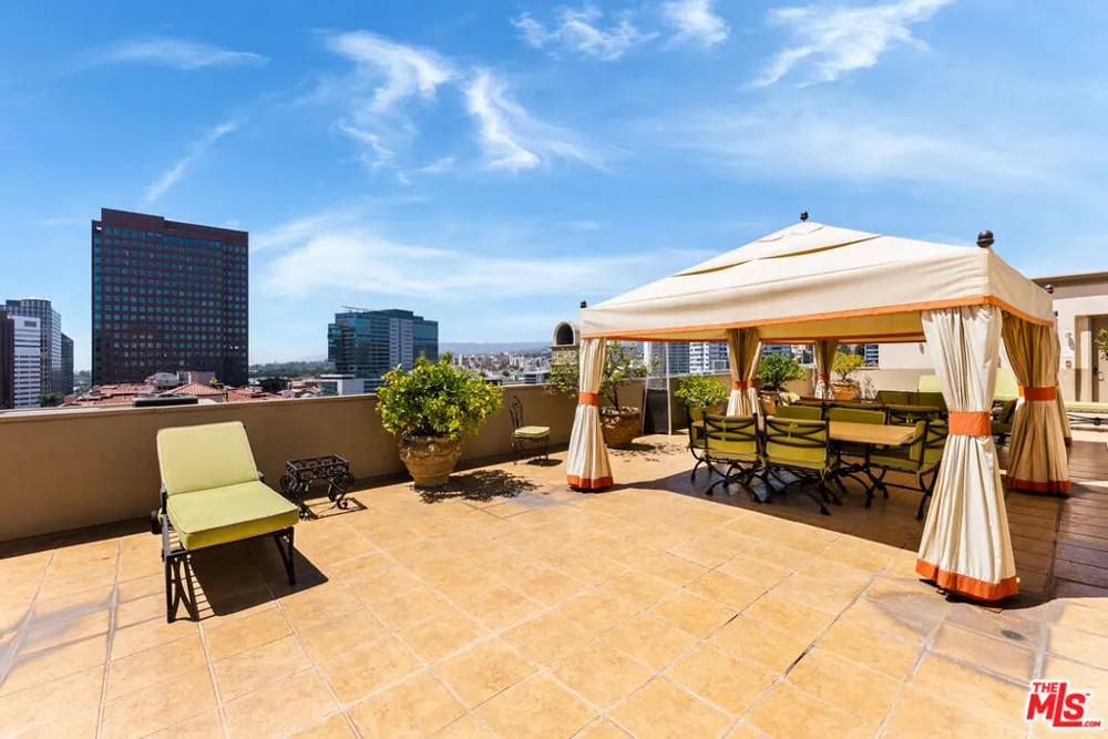 10795 Wilshire Boulevard #304 Los Angeles, CA 90024