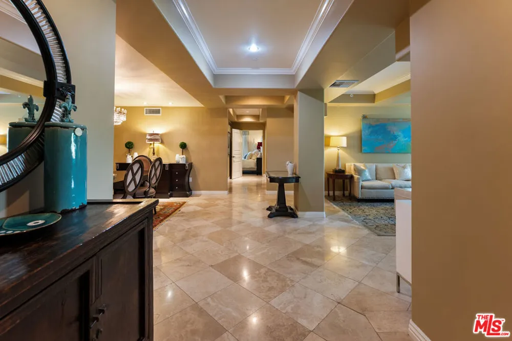 10795 Wilshire Boulevard #304 Los Angeles, CA 90024