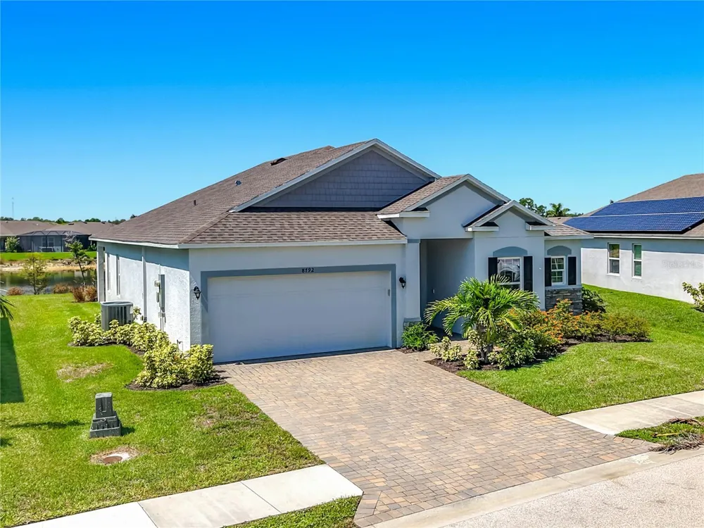 8792 CASCADE PRICE CIRCLE North Fort Myers, FL 33917