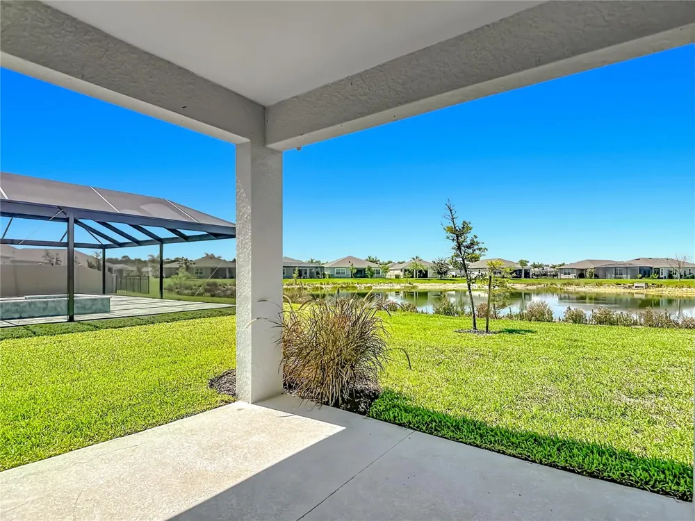 8792 CASCADE PRICE CIRCLE North Fort Myers, FL 33917
