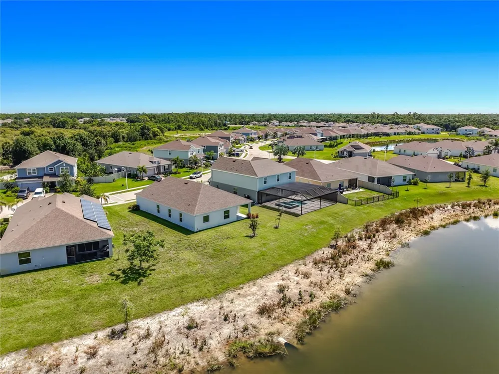8792 CASCADE PRICE CIRCLE North Fort Myers, FL 33917