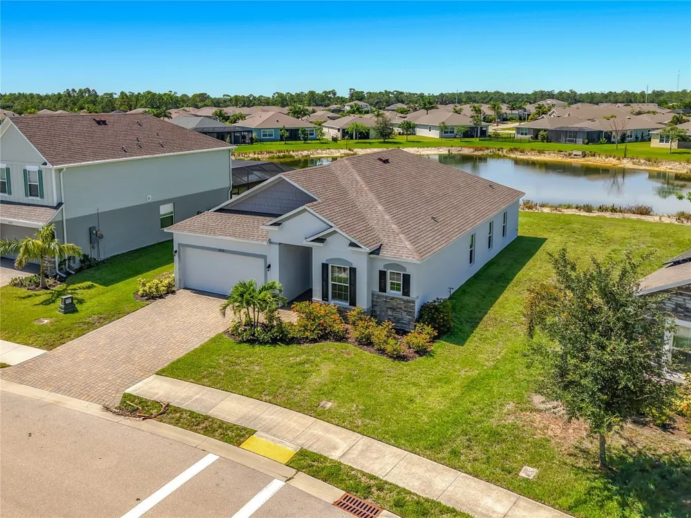 8792 CASCADE PRICE CIRCLE North Fort Myers, FL 33917