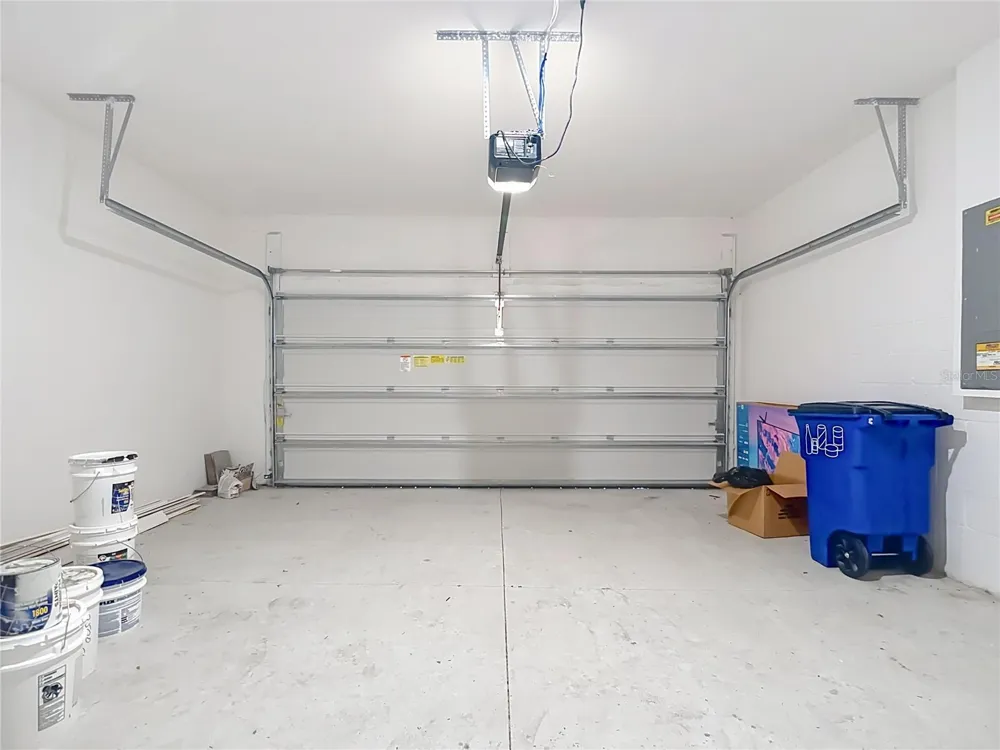 8792 CASCADE PRICE CIRCLE North Fort Myers, FL 33917