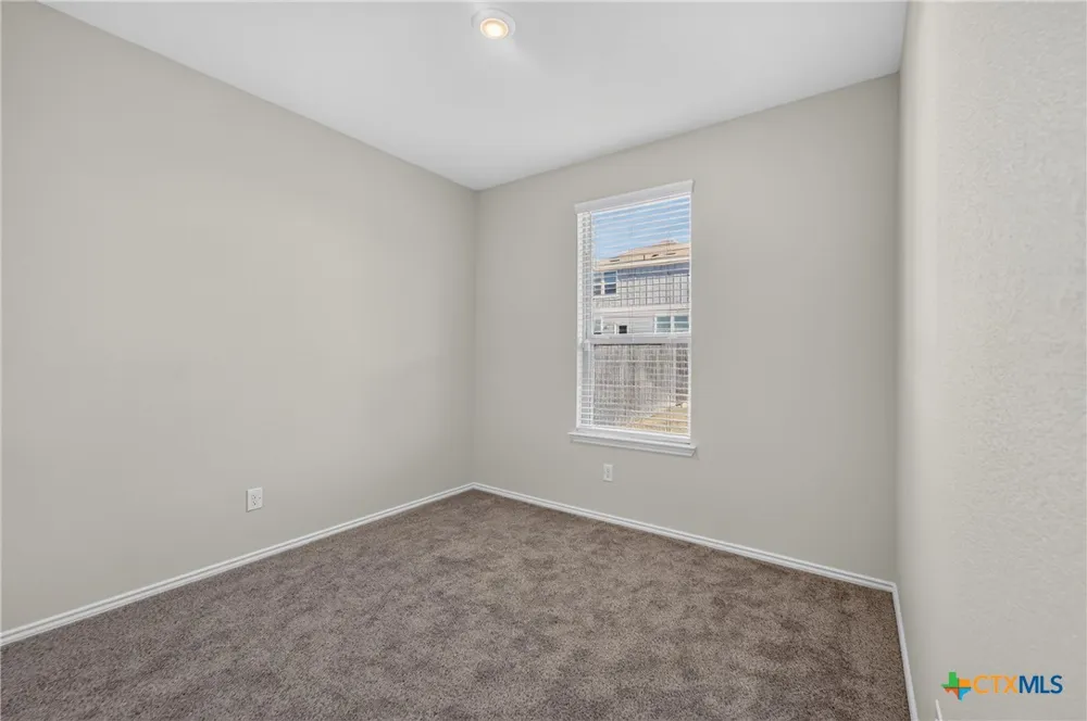 130 Lt Rusty Drive Jarrell, TX 76537