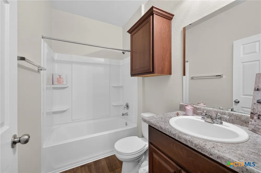 130 Lt Rusty Drive Jarrell, TX 76537