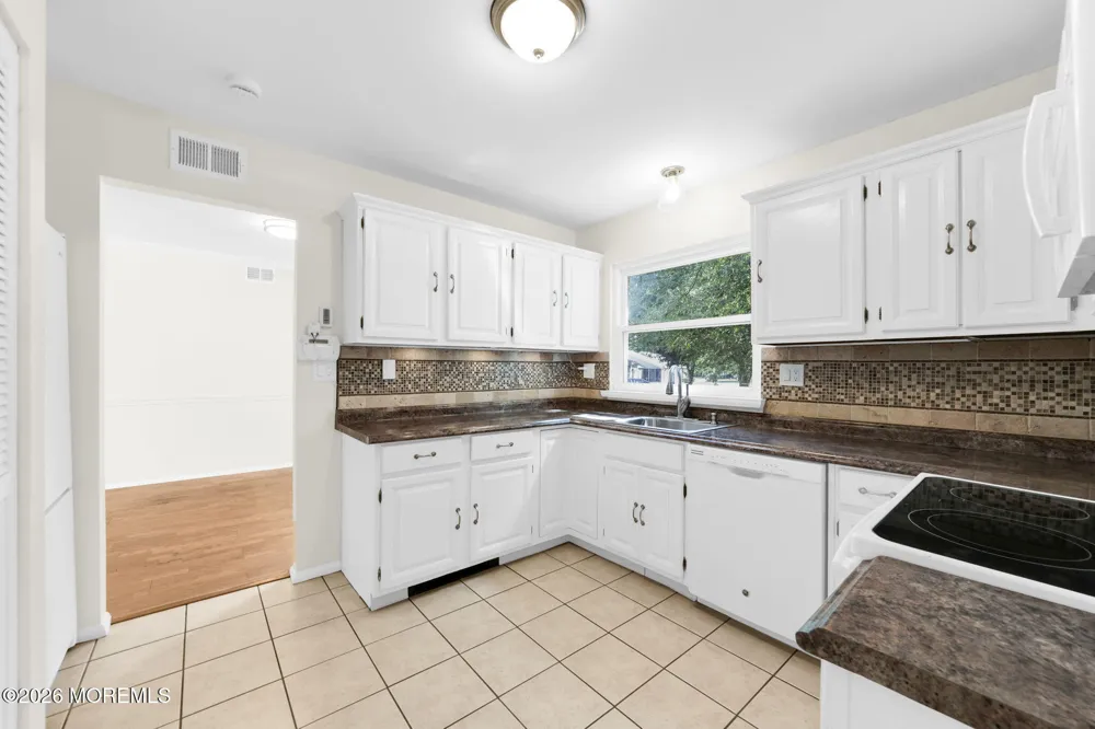 759 Liverpool Circle Manchester, NJ 08759