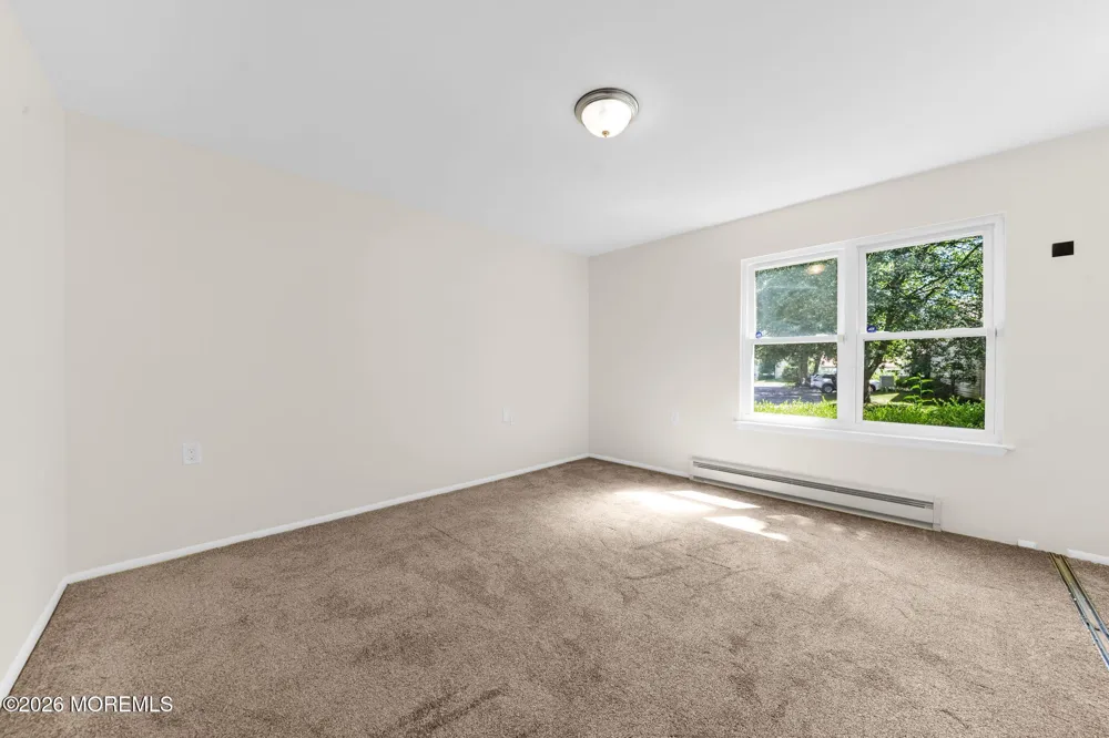 759 Liverpool Circle Manchester, NJ 08759