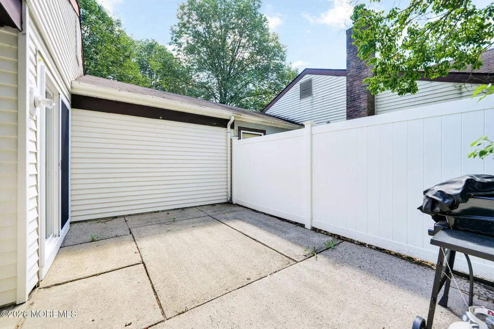 759 Liverpool Circle Manchester, NJ 08759