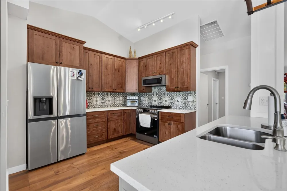 5924 JAVA PLUM LANE Bradenton, FL 34203