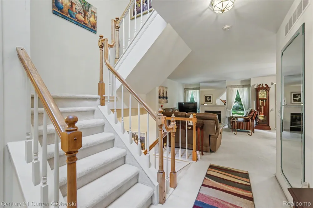 9398 Westwind Drive #49 Livonia City, MI 48150