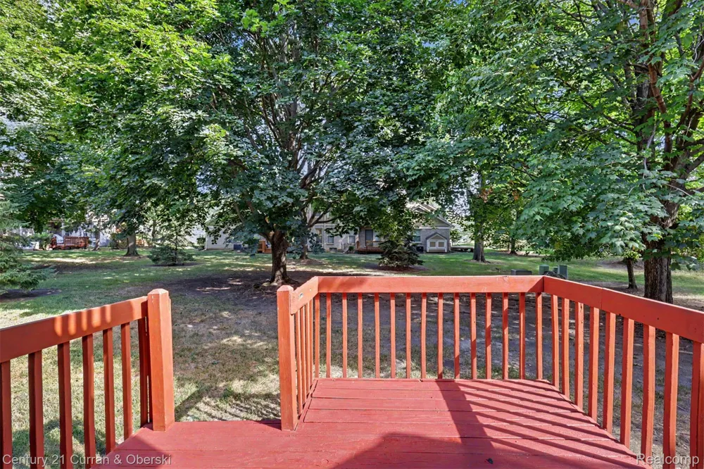 9398 Westwind Drive #49 Livonia City, MI 48150