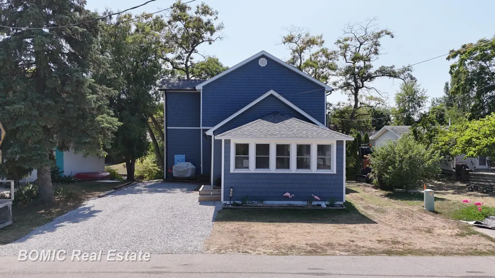6751 West Street Caseville City, MI 48725