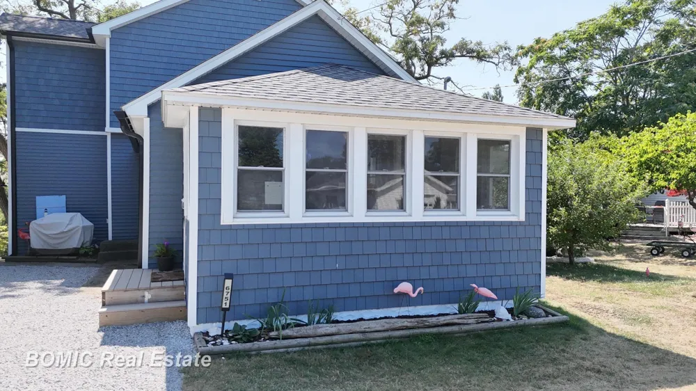 6751 West Street Caseville City, MI 48725