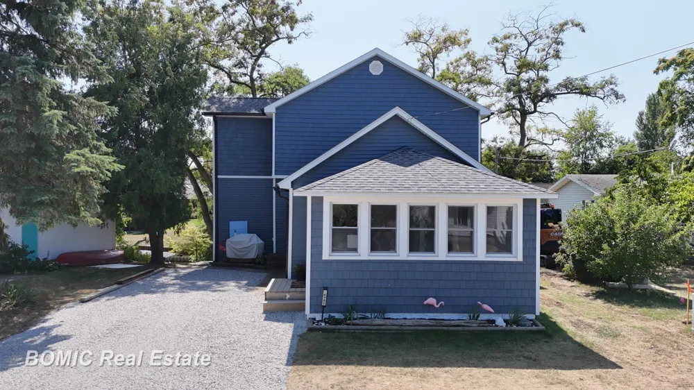 6751 West Street Caseville City, MI 48725