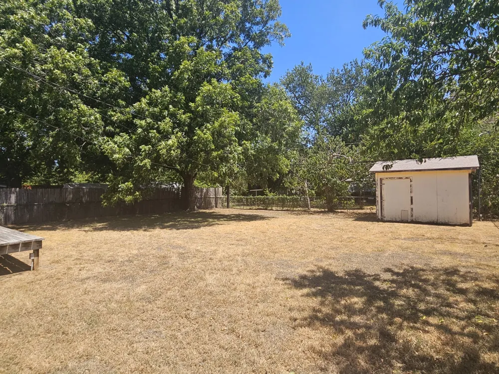 540 Harrison Lane Hurst, TX 76053