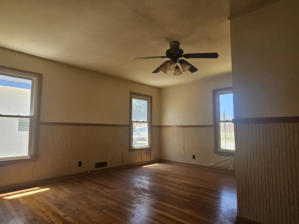 540 Harrison Lane Hurst, TX 76053
