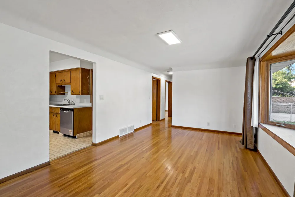 407 12th Avenue S South Saint Paul, MN 55075