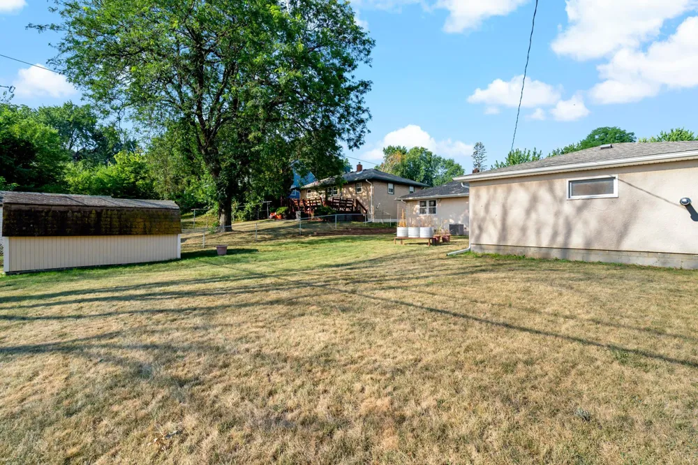 407 12th Avenue S South Saint Paul, MN 55075