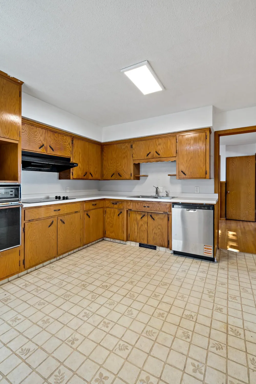 407 12th Avenue S South Saint Paul, MN 55075