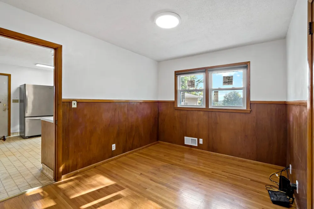 407 12th Avenue S South Saint Paul, MN 55075