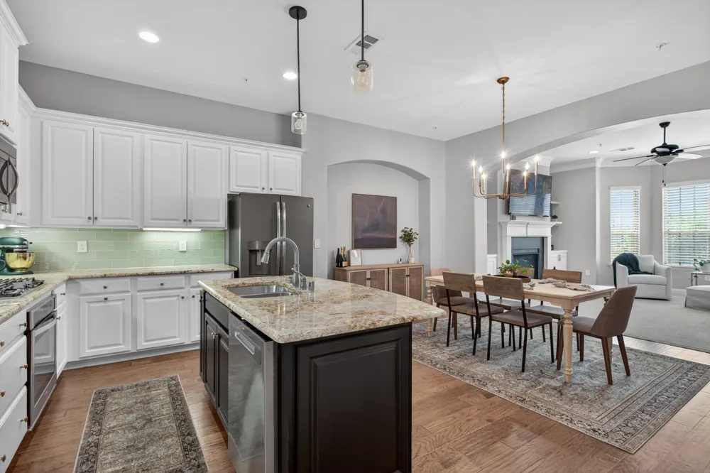 2667 Nottingham Drive Lewisville, TX 75067