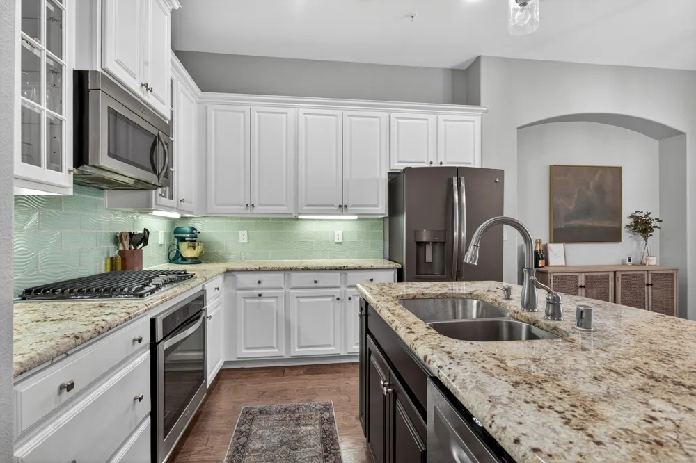 2667 Nottingham Drive Lewisville, TX 75067