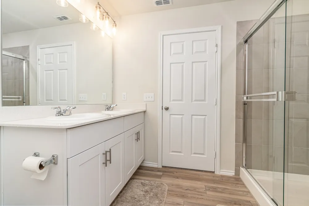 504 S Hopson Street Van Alstyne, TX 75495