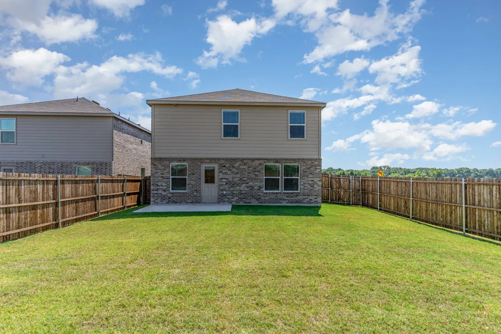 504 S Hopson Street Van Alstyne, TX 75495