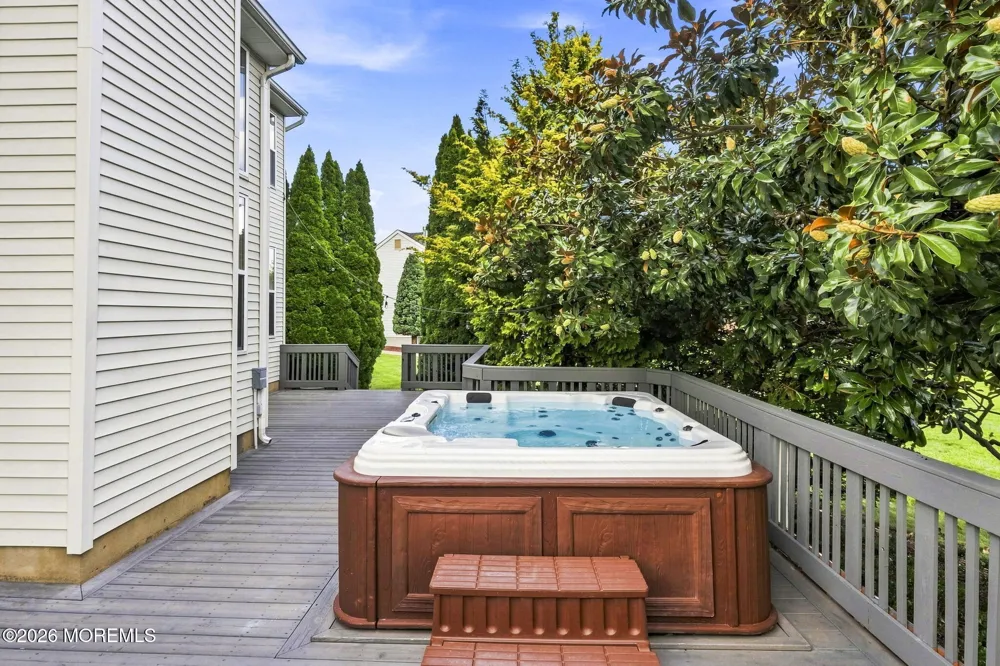 901 Oakley Drive Freehold, NJ 07728
