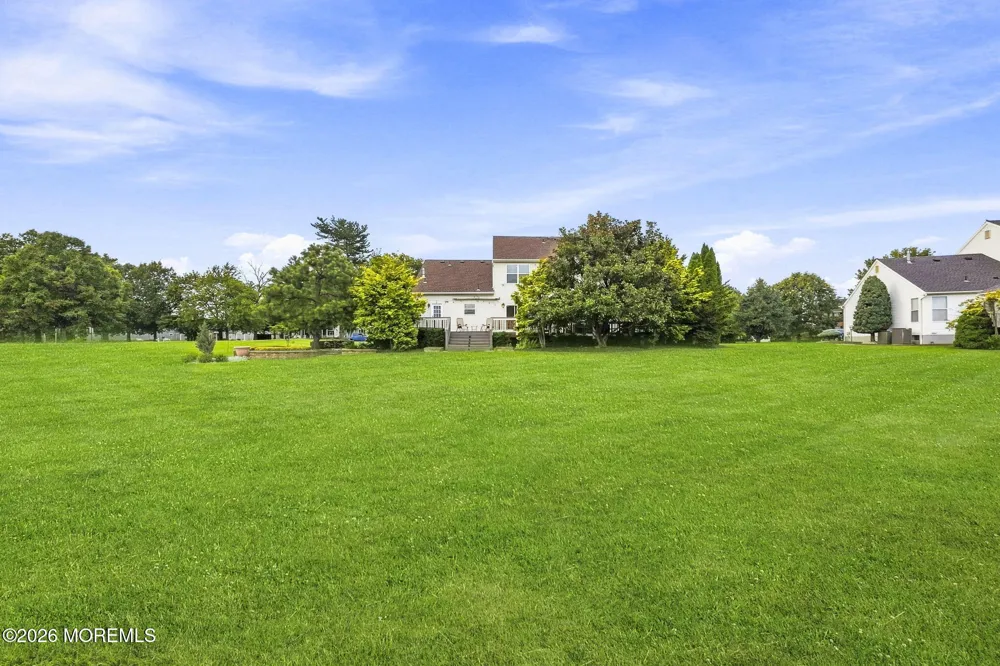 901 Oakley Drive Freehold, NJ 07728