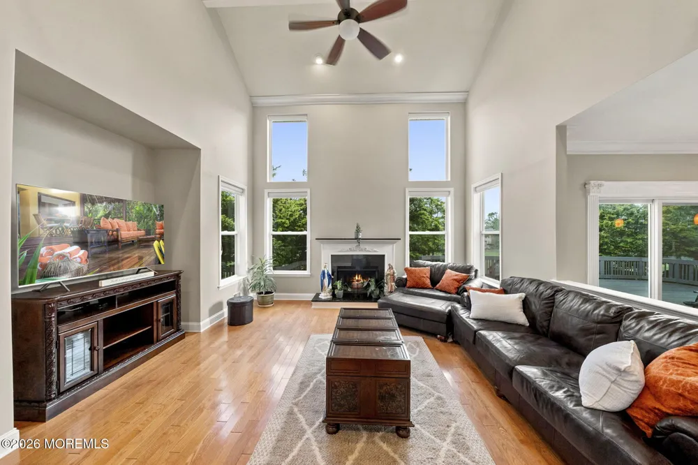 901 Oakley Drive Freehold, NJ 07728