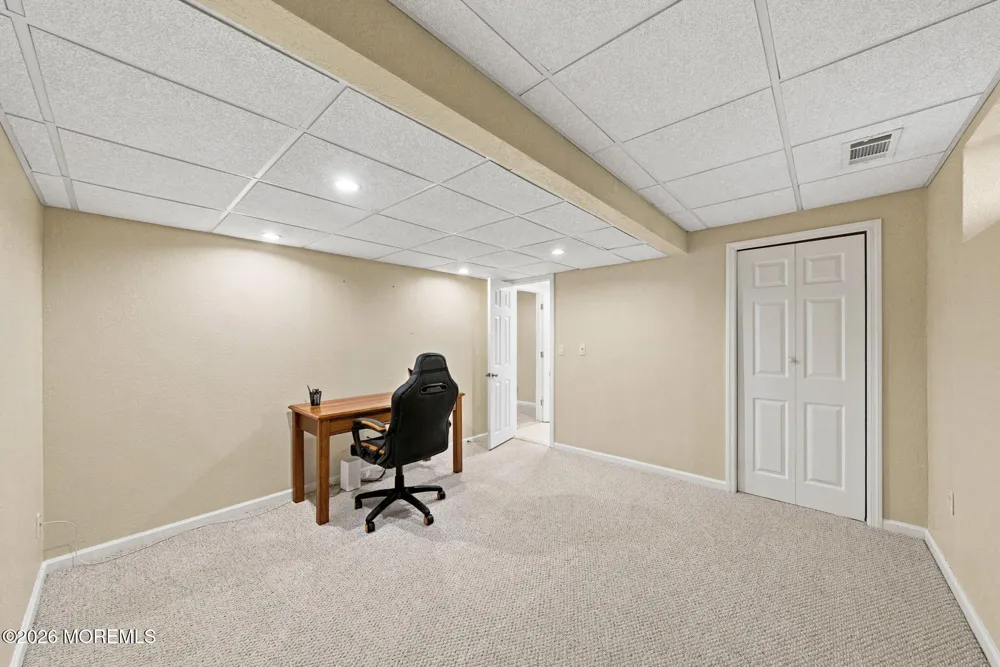 901 Oakley Drive Freehold, NJ 07728