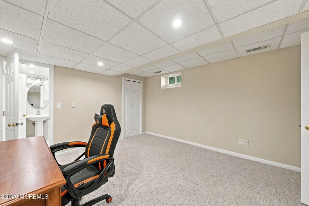 901 Oakley Drive Freehold, NJ 07728