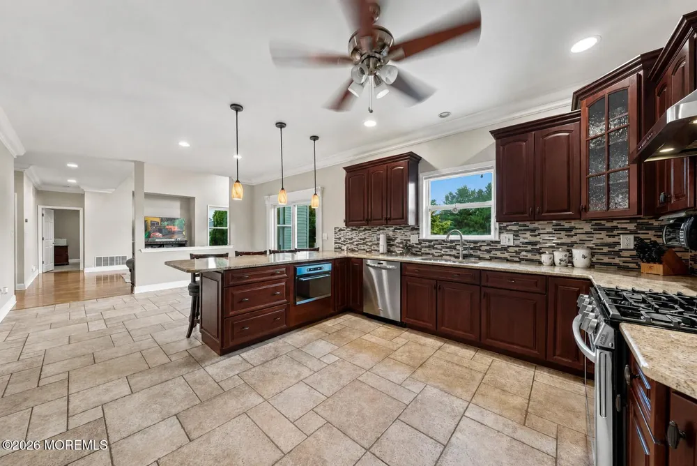 901 Oakley Drive Freehold, NJ 07728