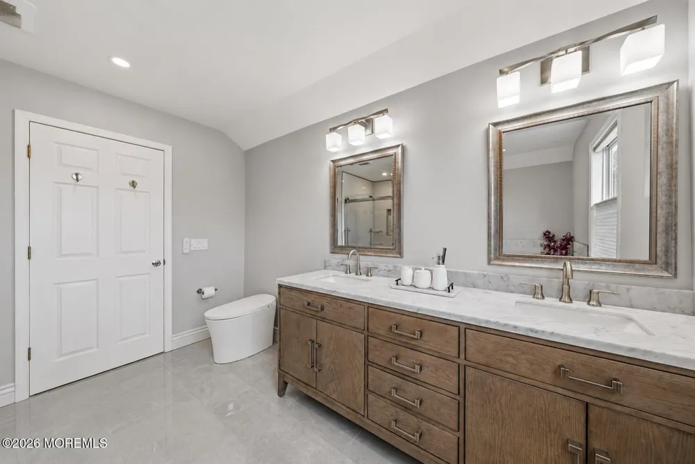 901 Oakley Drive Freehold, NJ 07728