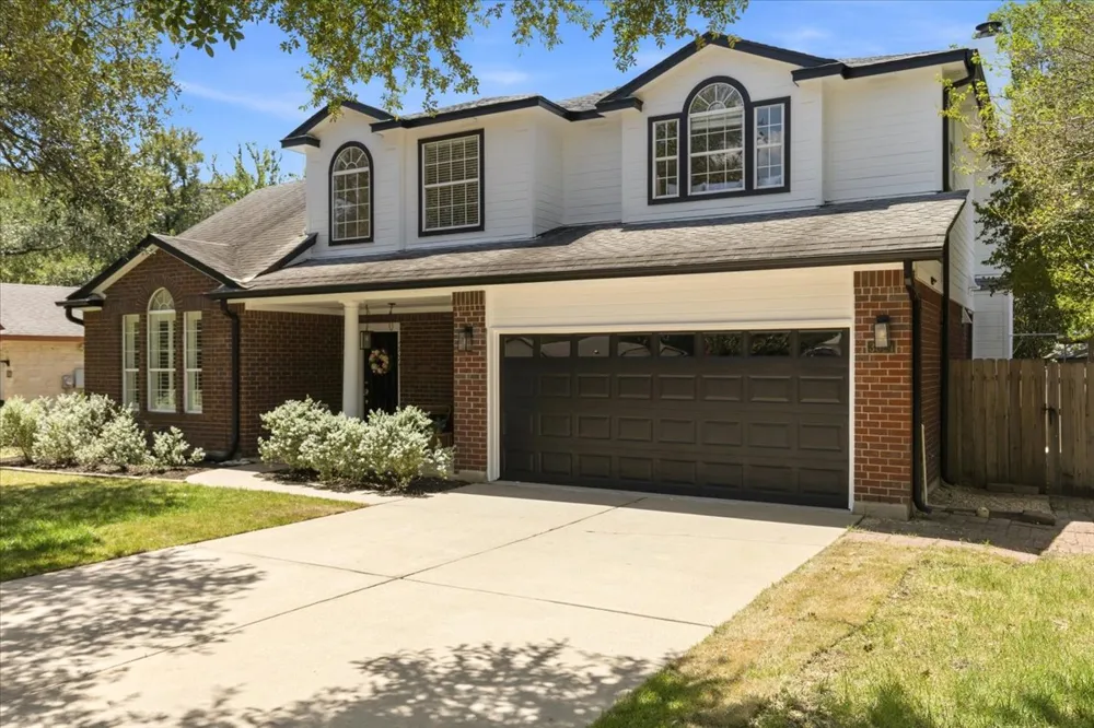 3321 Grasshopper Drive Austin, TX 78748