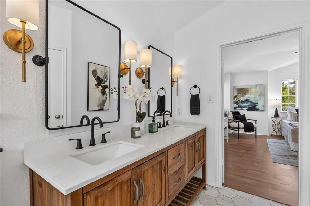 3321 Grasshopper Drive Austin, TX 78748