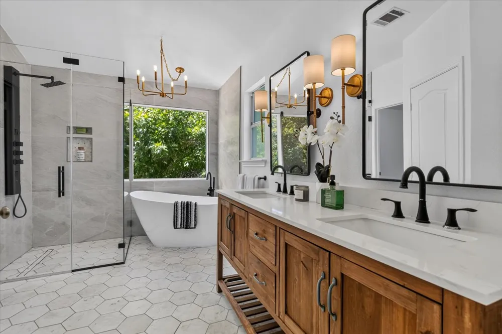 3321 Grasshopper Drive Austin, TX 78748
