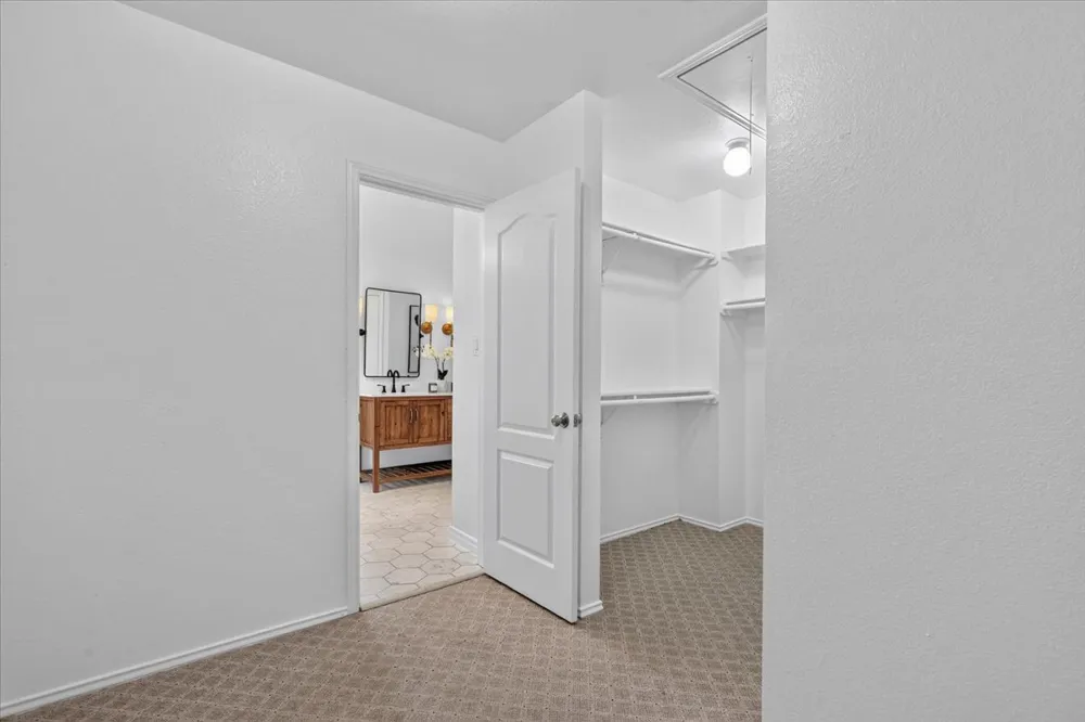 3321 Grasshopper Drive Austin, TX 78748