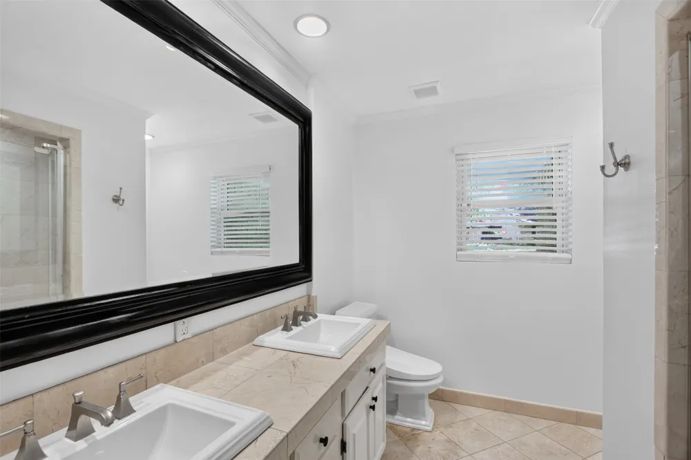 3230 Camelot Drive Dallas, TX 75229
