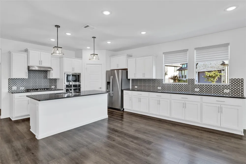 3904 Starlight Creek Drive Celina, TX 75009