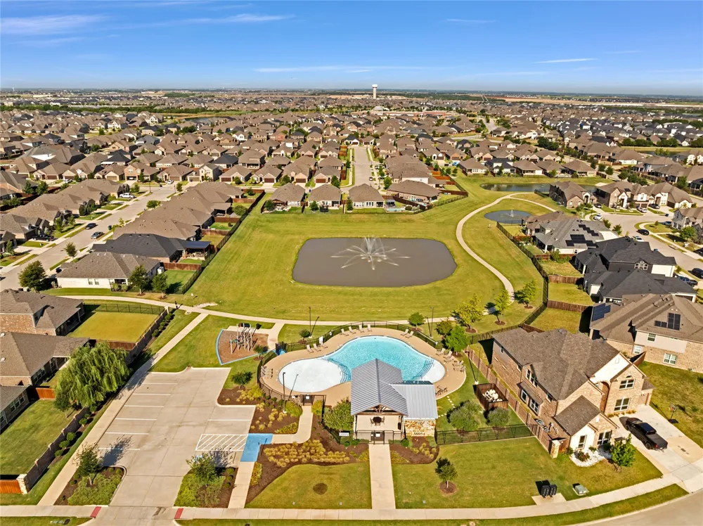 3904 Starlight Creek Drive Celina, TX 75009