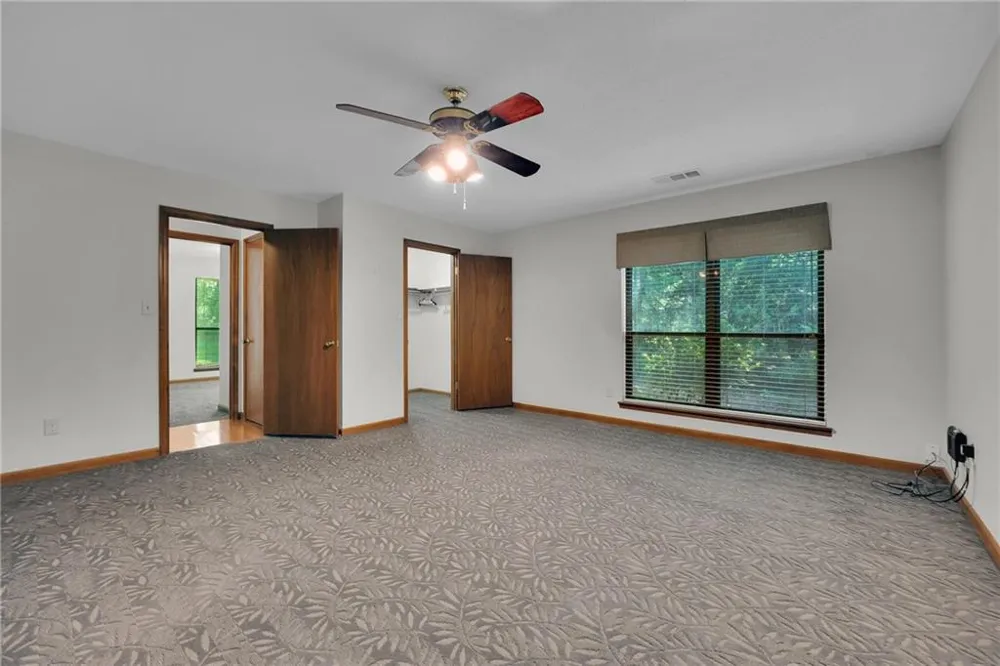 140 Hickory Drive Stockbridge, GA 30281
